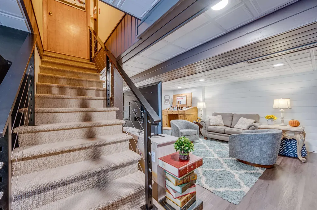 7 Eastman Loop Unity NH 03773