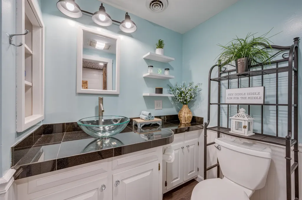 7 Eastman Loop Unity NH 03773