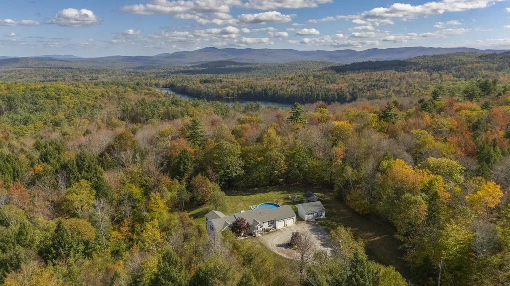 7 Eastman Loop Unity NH 03773