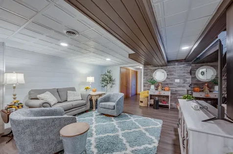 7 Eastman Loop Unity NH 03773