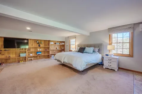 7 Eastman Loop Unity NH 03773