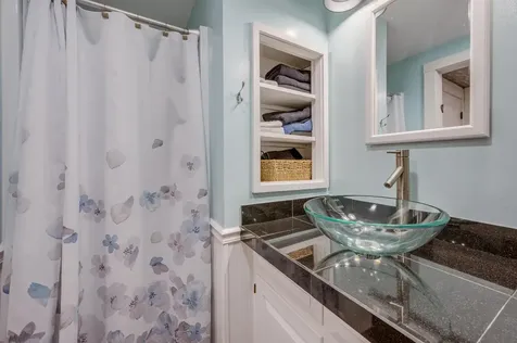 7 Eastman Loop Unity NH 03773