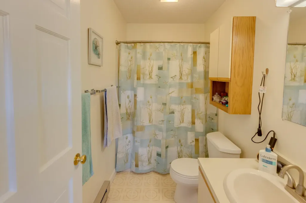 15 Tennis Lane Thornton NH 03285