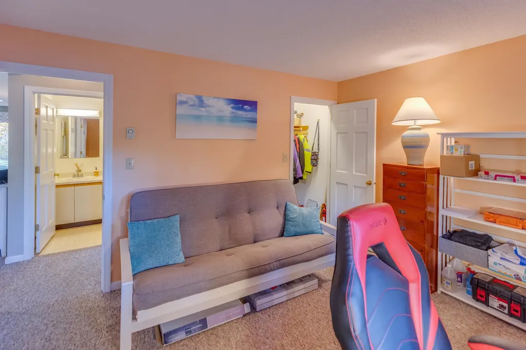 15 Tennis Lane Thornton NH 03285