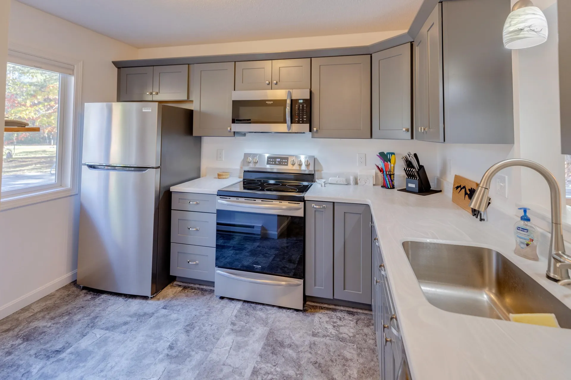 15 Tennis Lane Thornton NH 03285