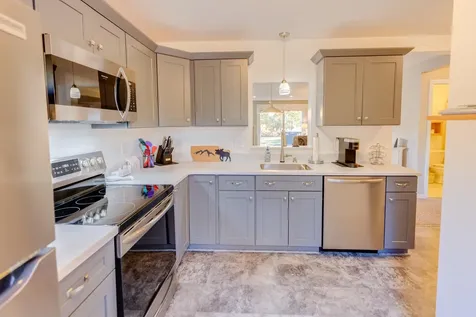 15 Tennis Lane Thornton NH 03285