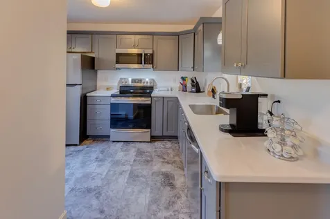 15 Tennis Lane Thornton NH 03285