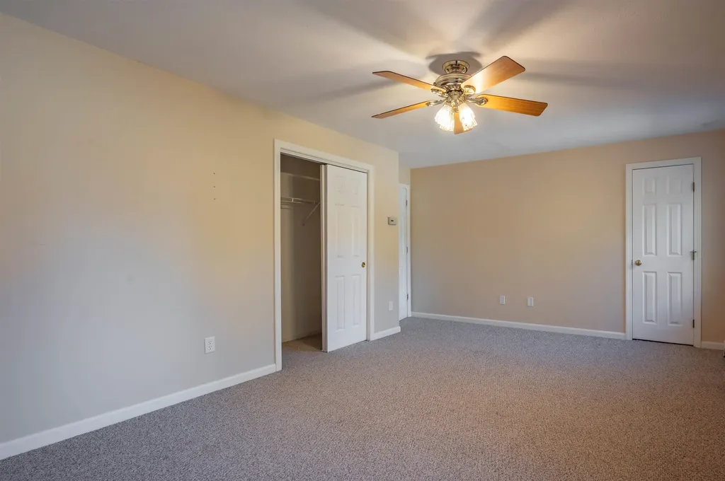 562 Third Range Road Pembroke NH 03275