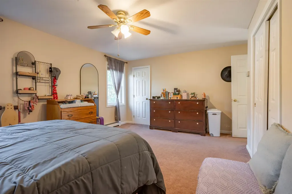 562 Third Range Road Pembroke NH 03275