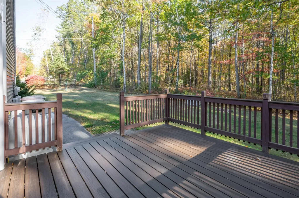 562 Third Range Road Pembroke NH 03275