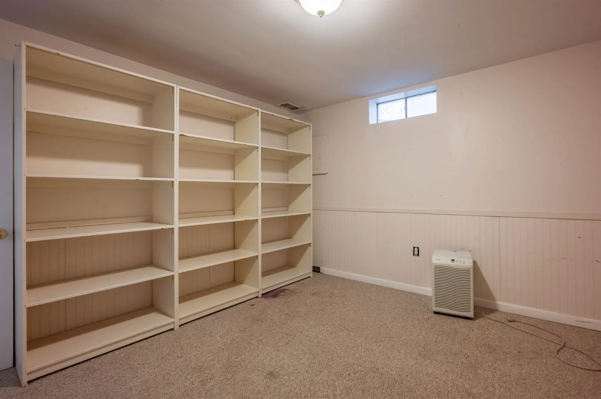 562 Third Range Road Pembroke NH 03275