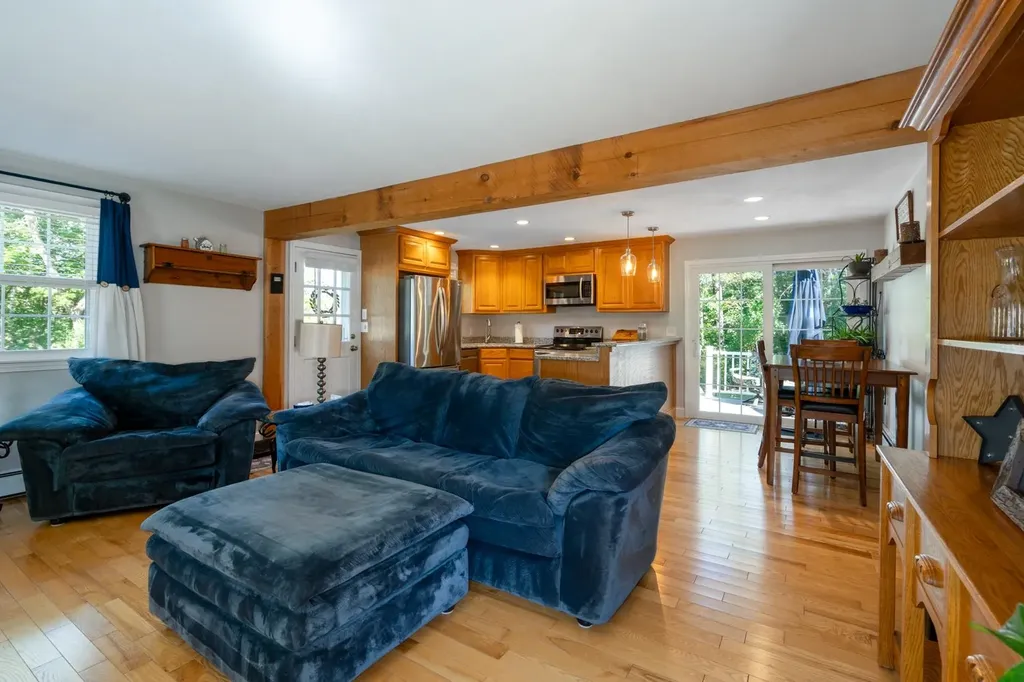 36 Angell Road Lee NH 03861