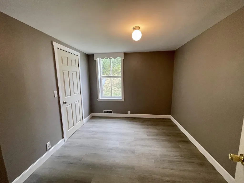 1204 Whitelaw Road Wells River VT 05081