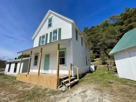 1204 Whitelaw Road Wells River VT 05081