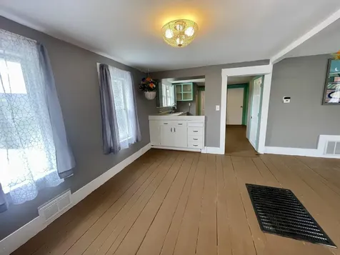 1204 Whitelaw Road Wells River VT 05081