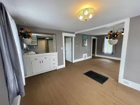 1204 Whitelaw Road Wells River VT 05081