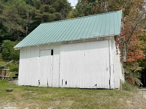 1204 Whitelaw Road Wells River VT 05081