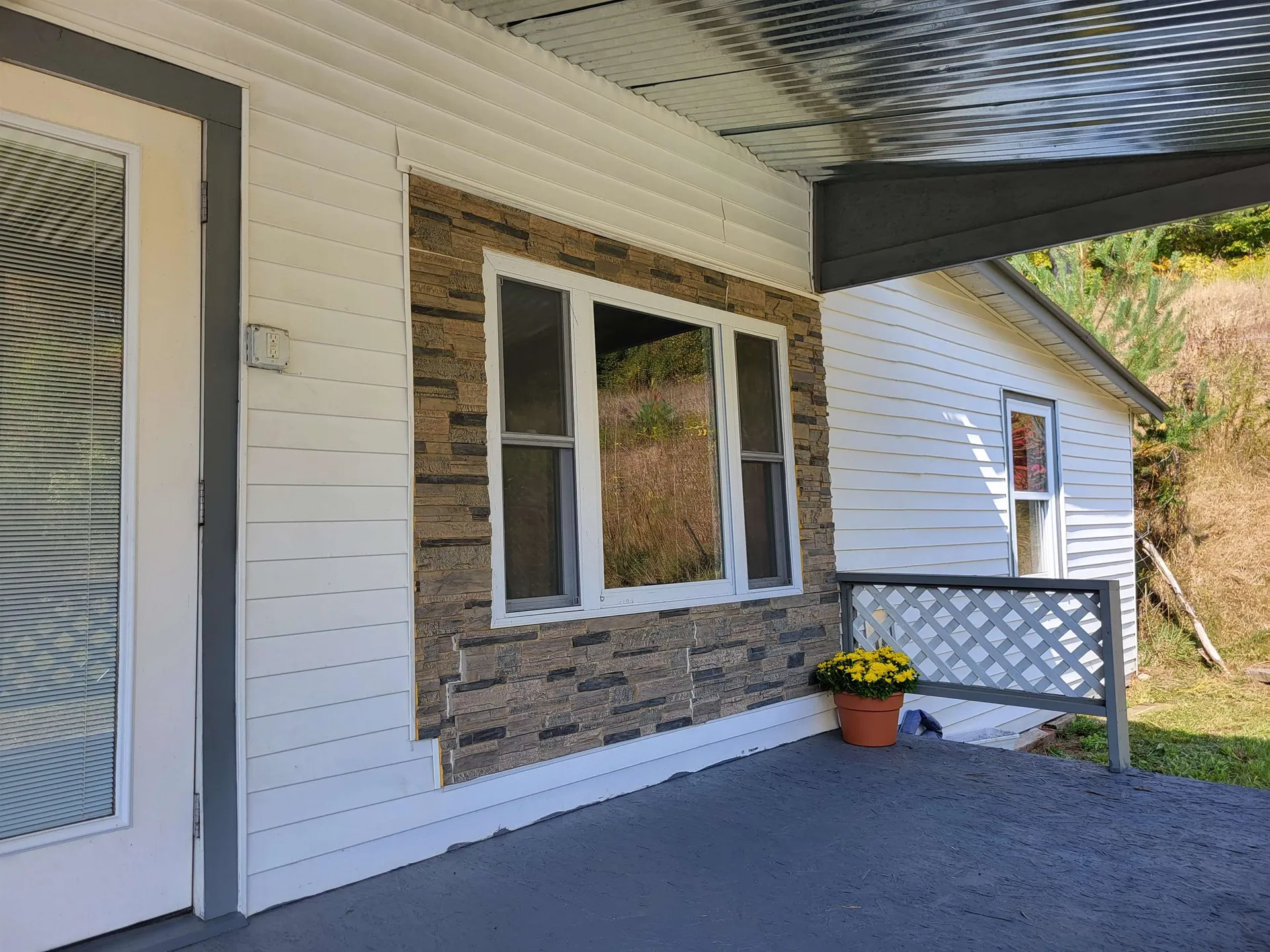 192 Vt Route 25 Topsham VT 05886