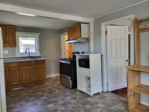 192 Vermont Route 25 Topsham VT 05886