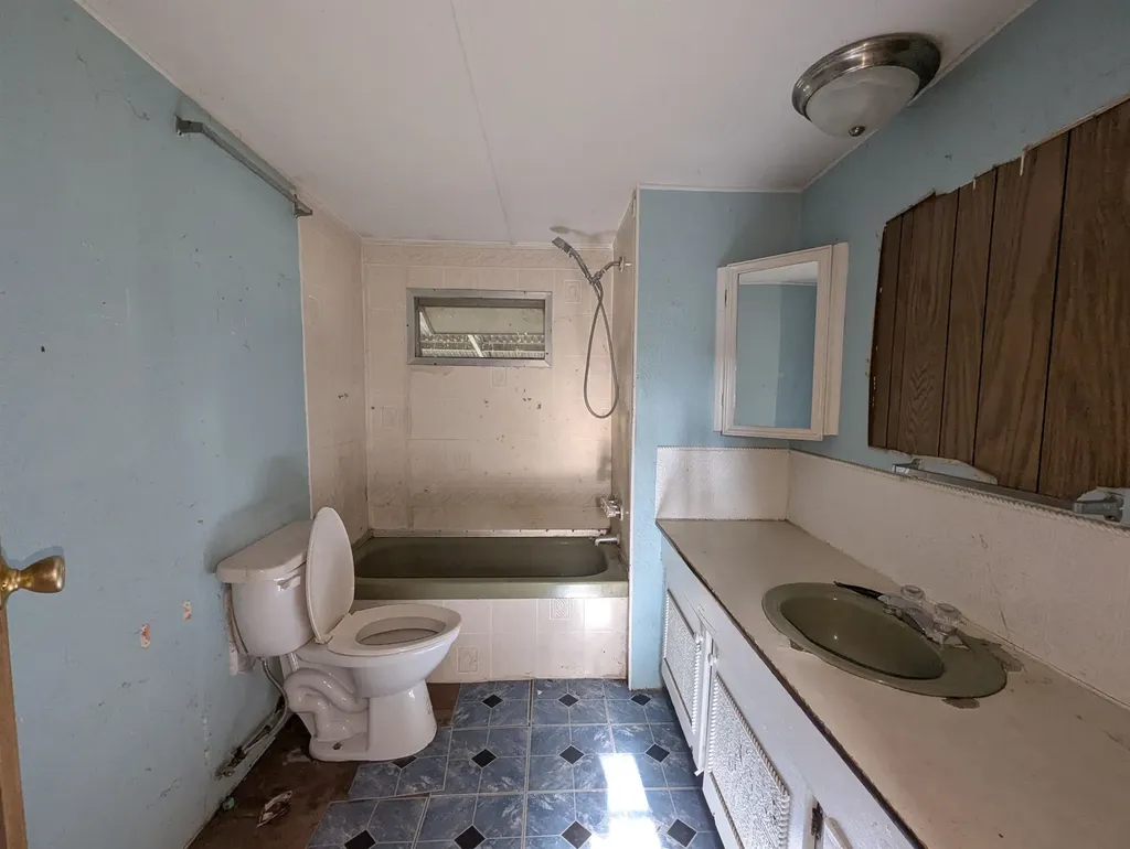 2 Lower Landing Park Charlestown NH 03603