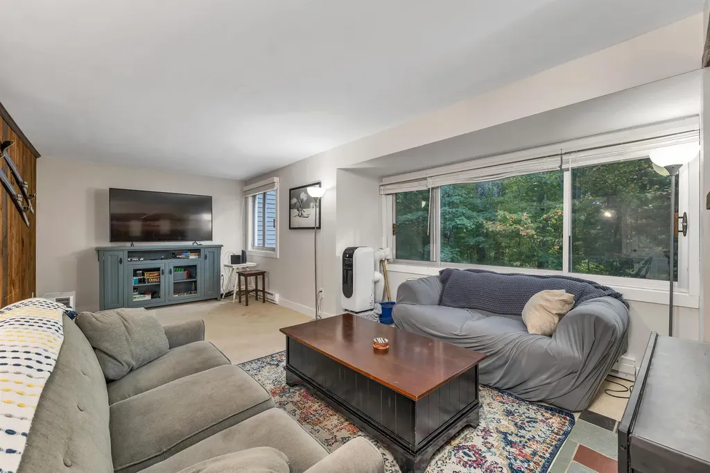 18 Condo Road Campton NH 03223