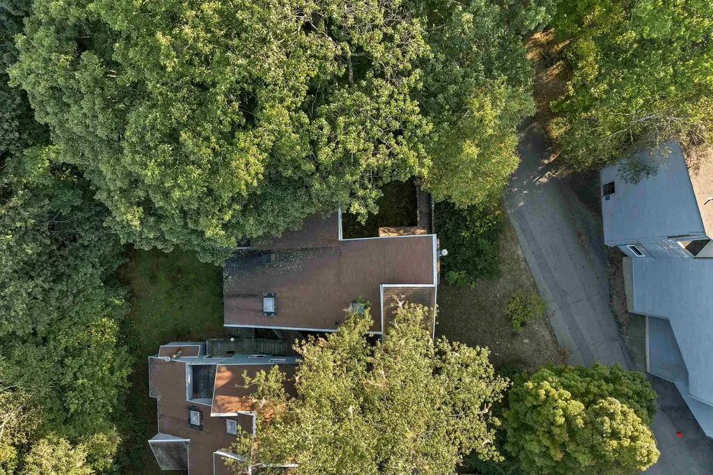 18 Condo Road Campton NH 03223