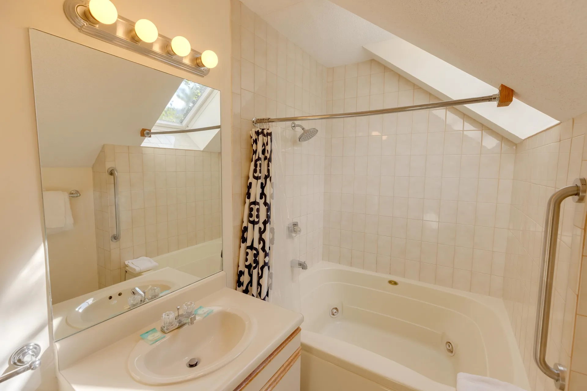 9 Mountain Sun Way Waterville Valley NH 03215