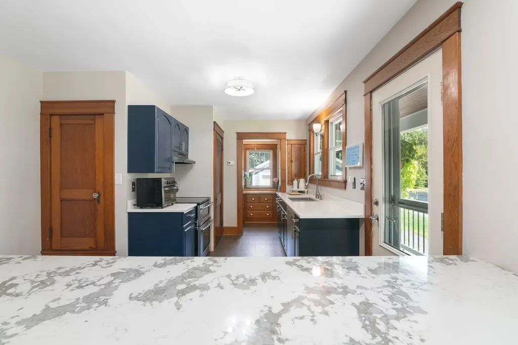 155 Oak Grove Avenue Brattleboro VT 05301