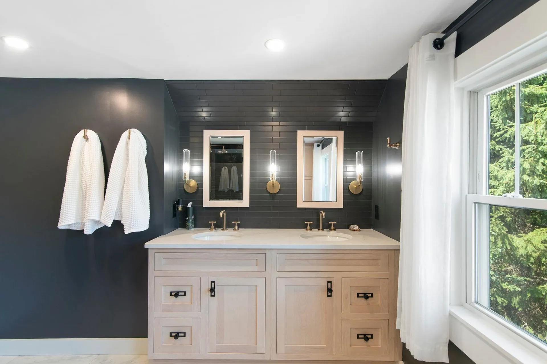 155 Oak Grove Avenue Brattleboro VT 05301