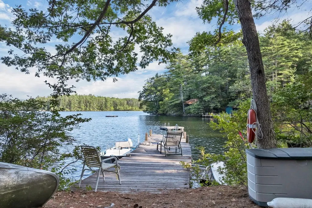 46 Laurel Island Lane Holderness NH 03245