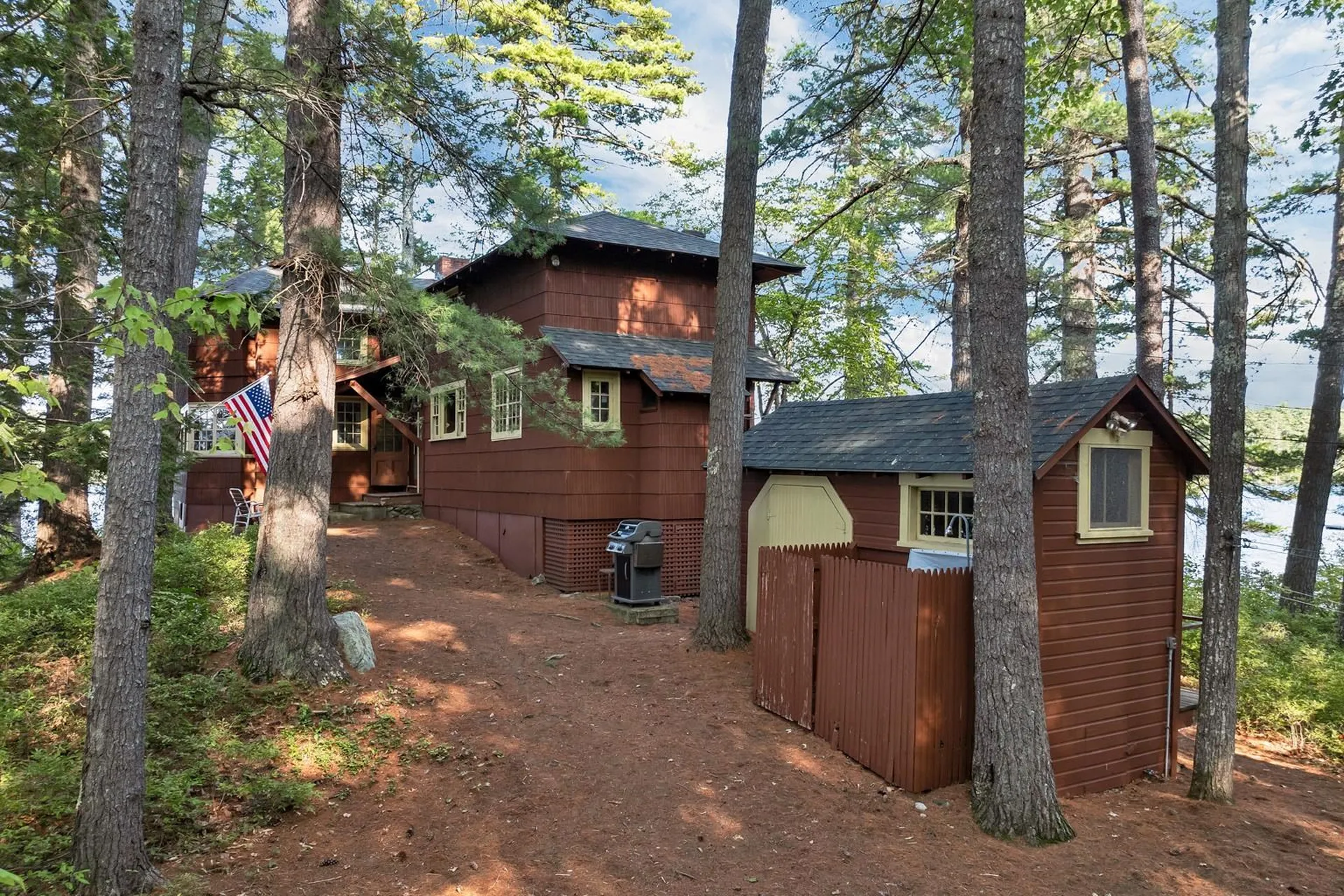 46 Laurel Island Lane Holderness NH 03245