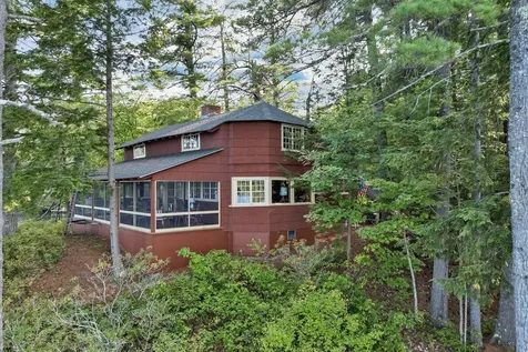 46 Laurel Island Lane Holderness NH 03245