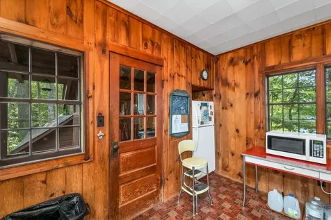 46 Laurel Island Lane Holderness NH 03245