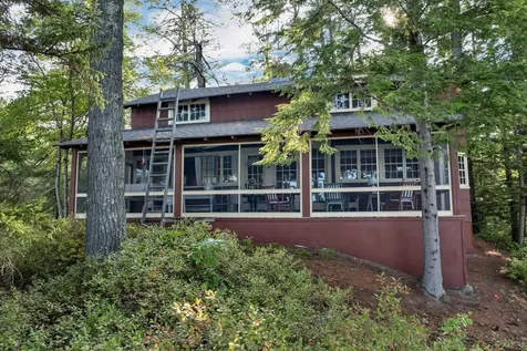 46 Laurel Island Lane Holderness NH 03245