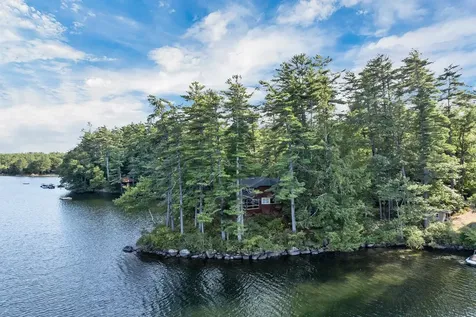 46 Laurel Island Lane Holderness NH 03245