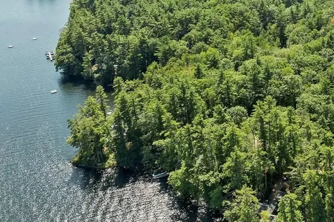 46 Laurel Island Lane Holderness NH 03245