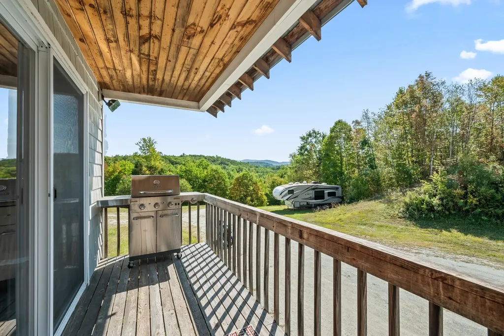 67 Mount Gardner Road Bath NH 03740