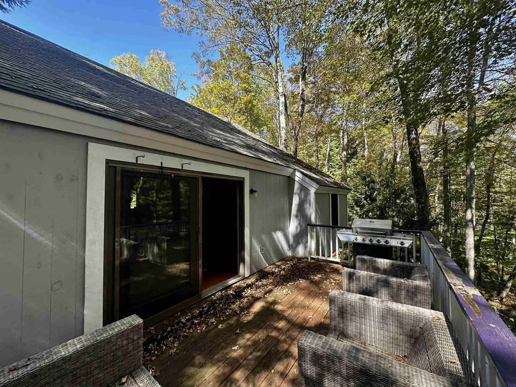 40 Troon Drive Grantham NH 03753