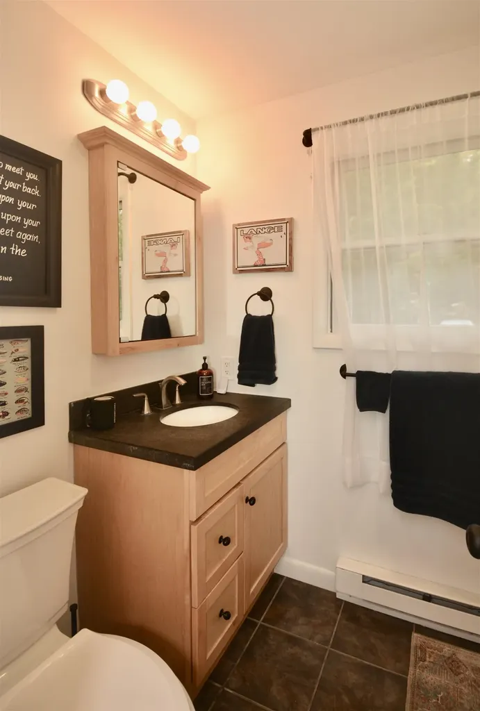 40 Troon Drive Grantham NH 03753