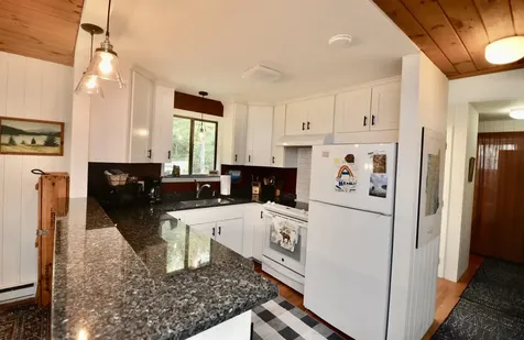 40 Troon Drive Grantham NH 03753