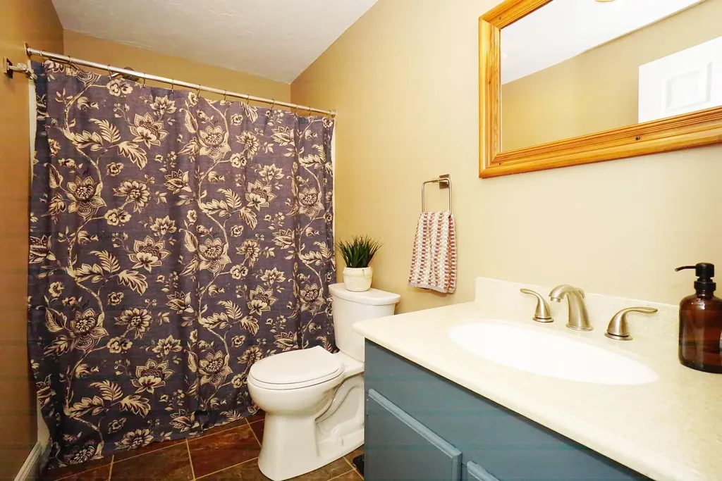 292 Shaw Road Northfield NH 03276