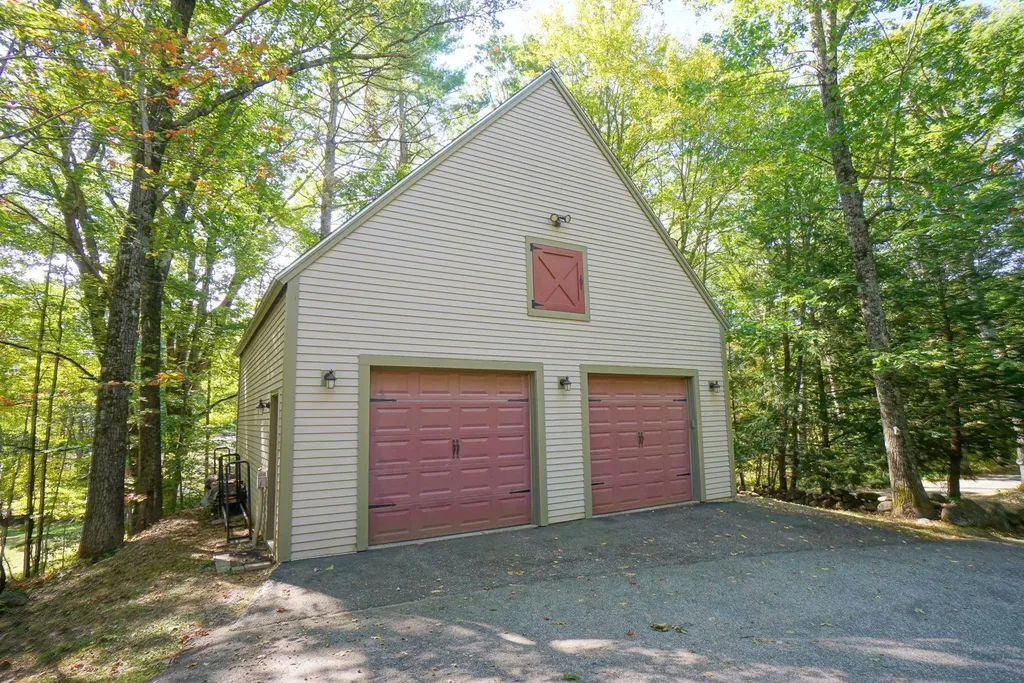 292 Shaw Road Northfield NH 03276
