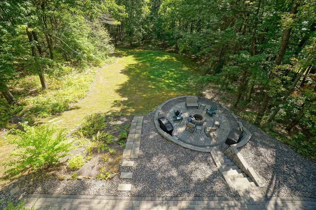 292 Shaw Road Northfield NH 03276
