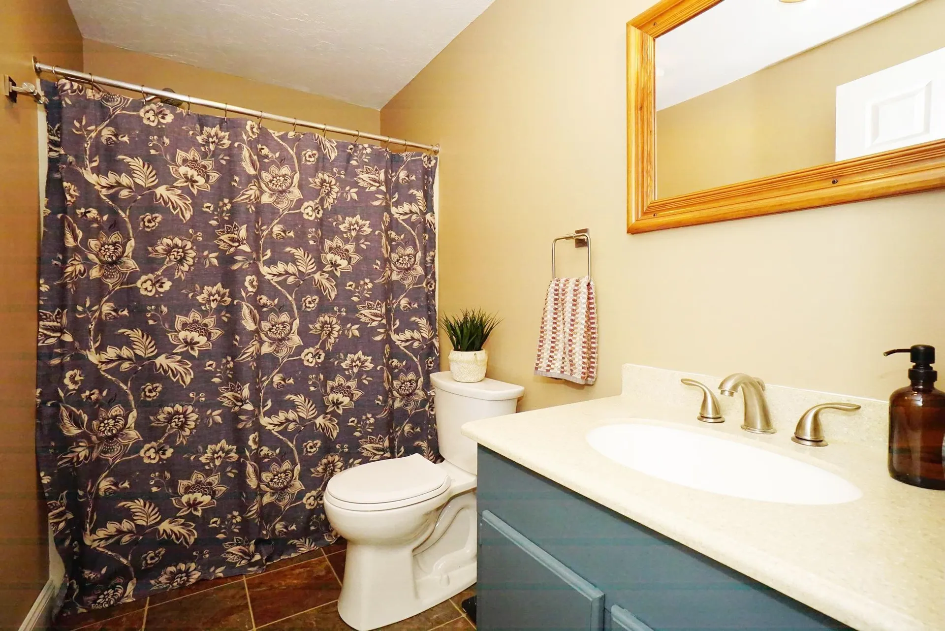 292 Shaw Road Northfield NH 03276