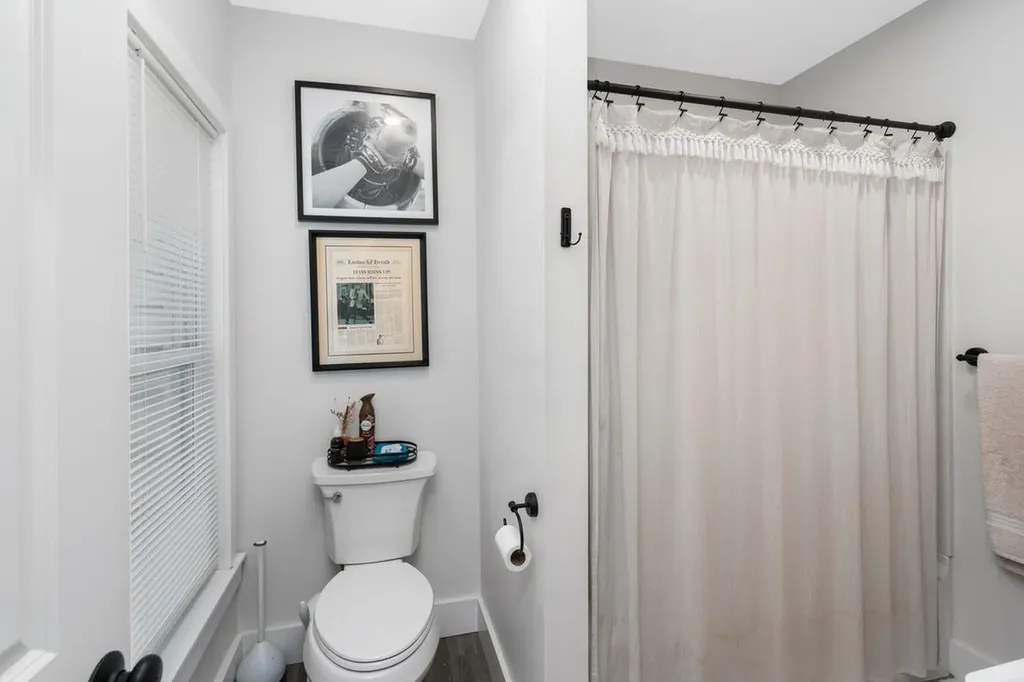 26 Reservoir Avenue Manchester NH 03104