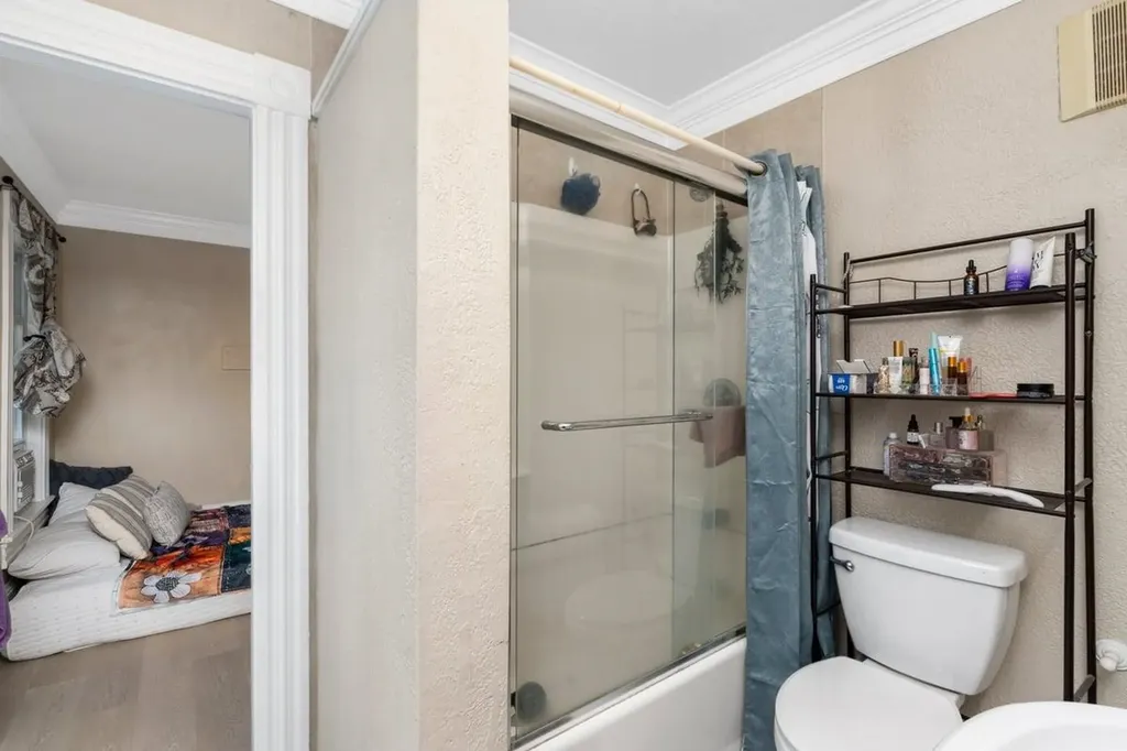 26 Reservoir Avenue Manchester NH 03104