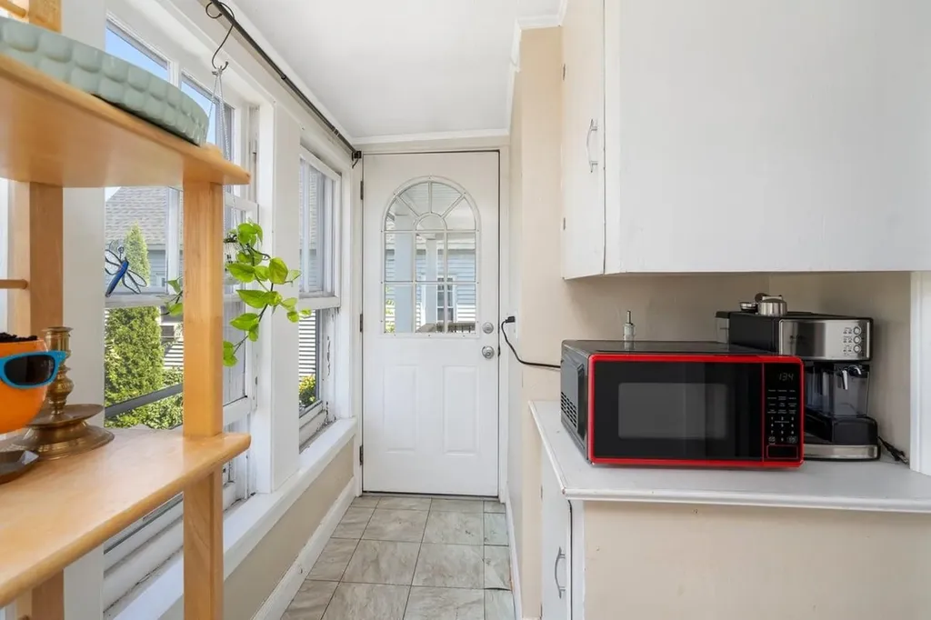 26 Reservoir Avenue Manchester NH 03104