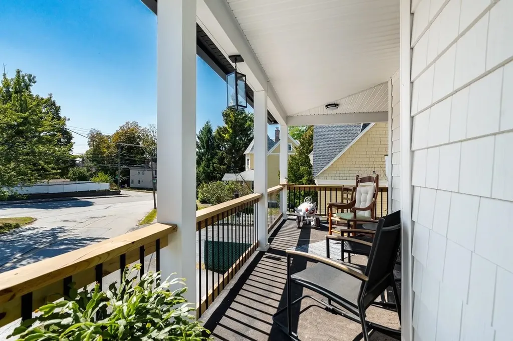 26 Reservoir Avenue Manchester NH 03104