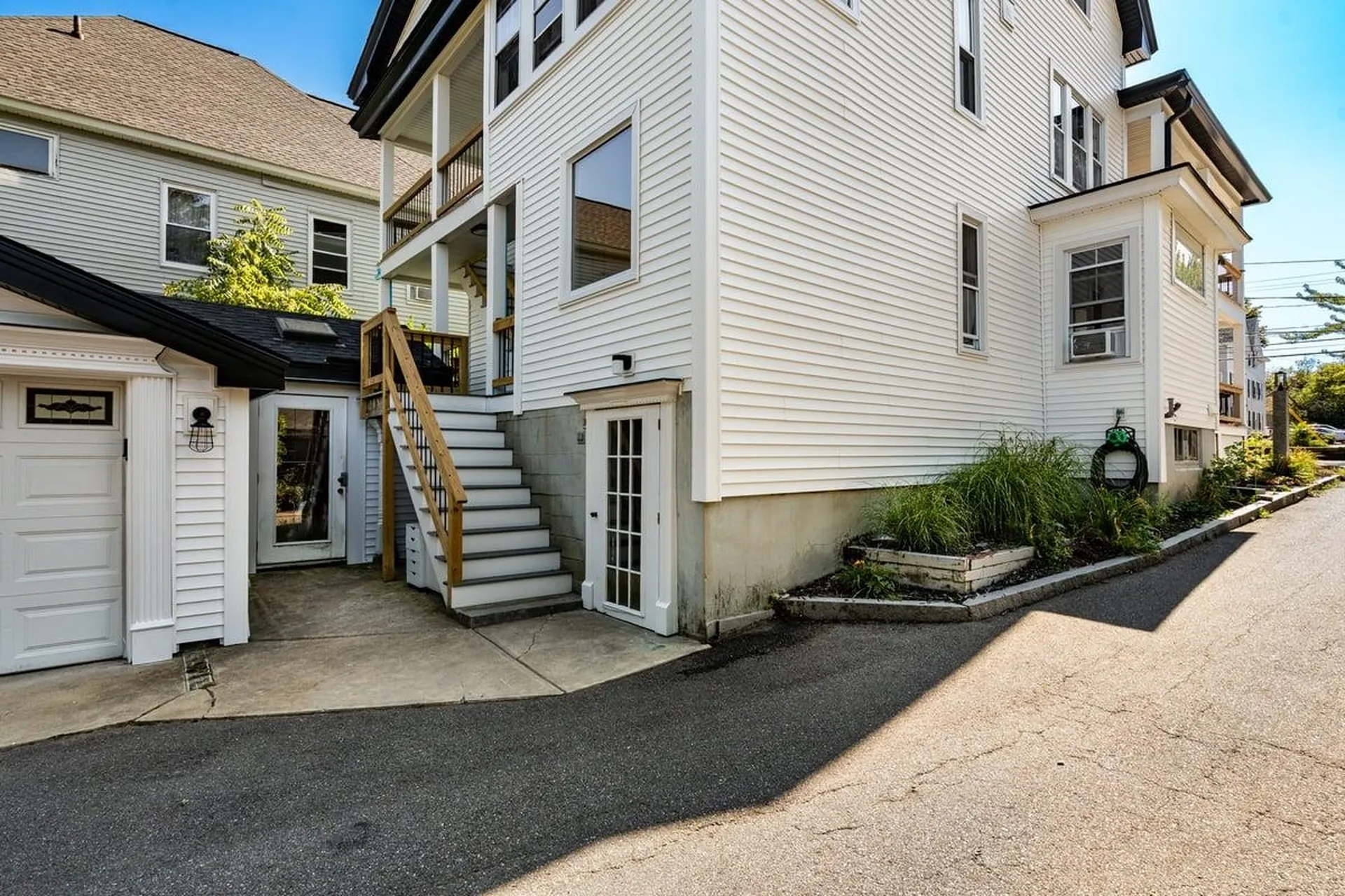 26 Reservoir Avenue Manchester NH 03104