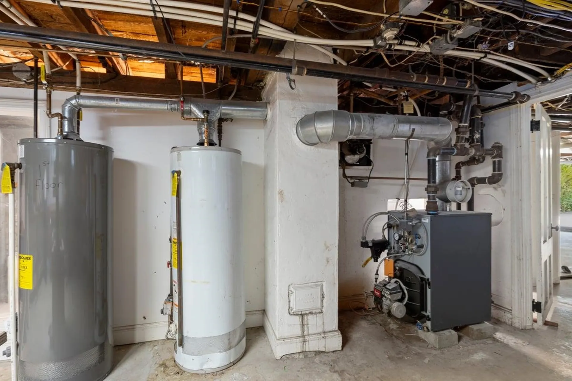 26 Reservoir Avenue Manchester NH 03104